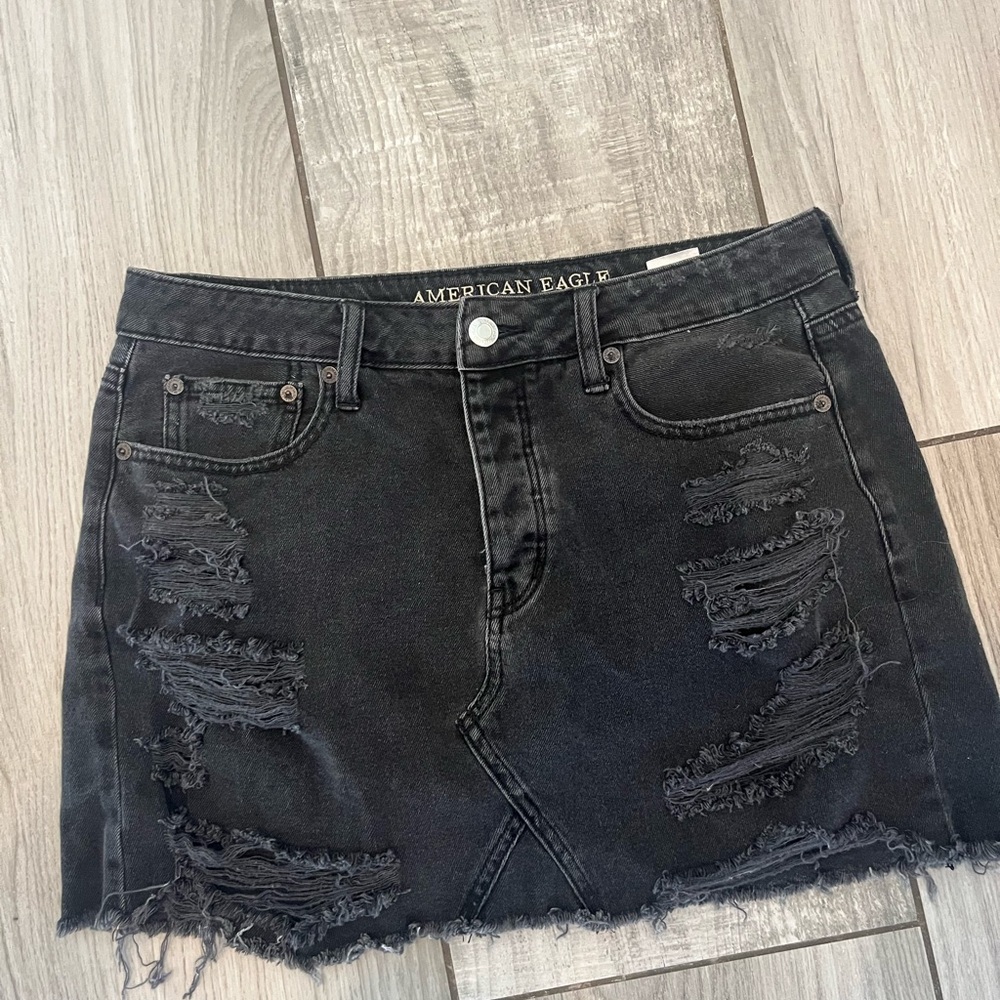 American Eagle Outfitters Black Ripped Mini Skirt Size (US 10)